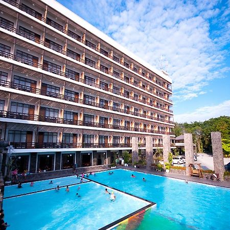 Mesra Business & Resort Hotel Samarinda Εξωτερικό φωτογραφία