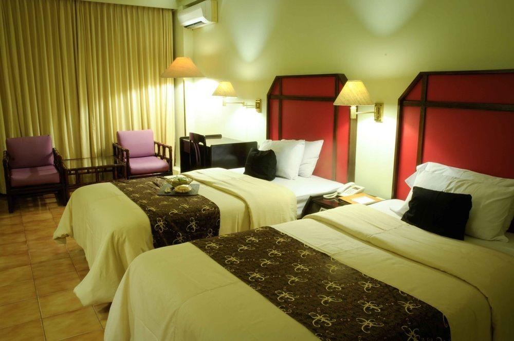 Mesra Business & Resort Hotel Samarinda Εξωτερικό φωτογραφία