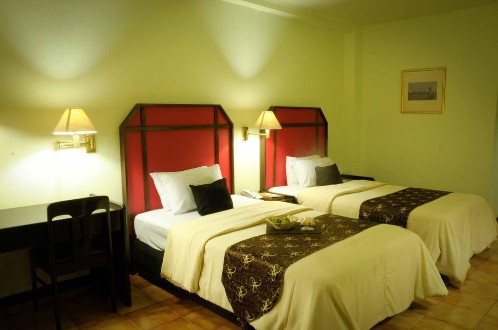 Mesra Business & Resort Hotel Samarinda Εξωτερικό φωτογραφία