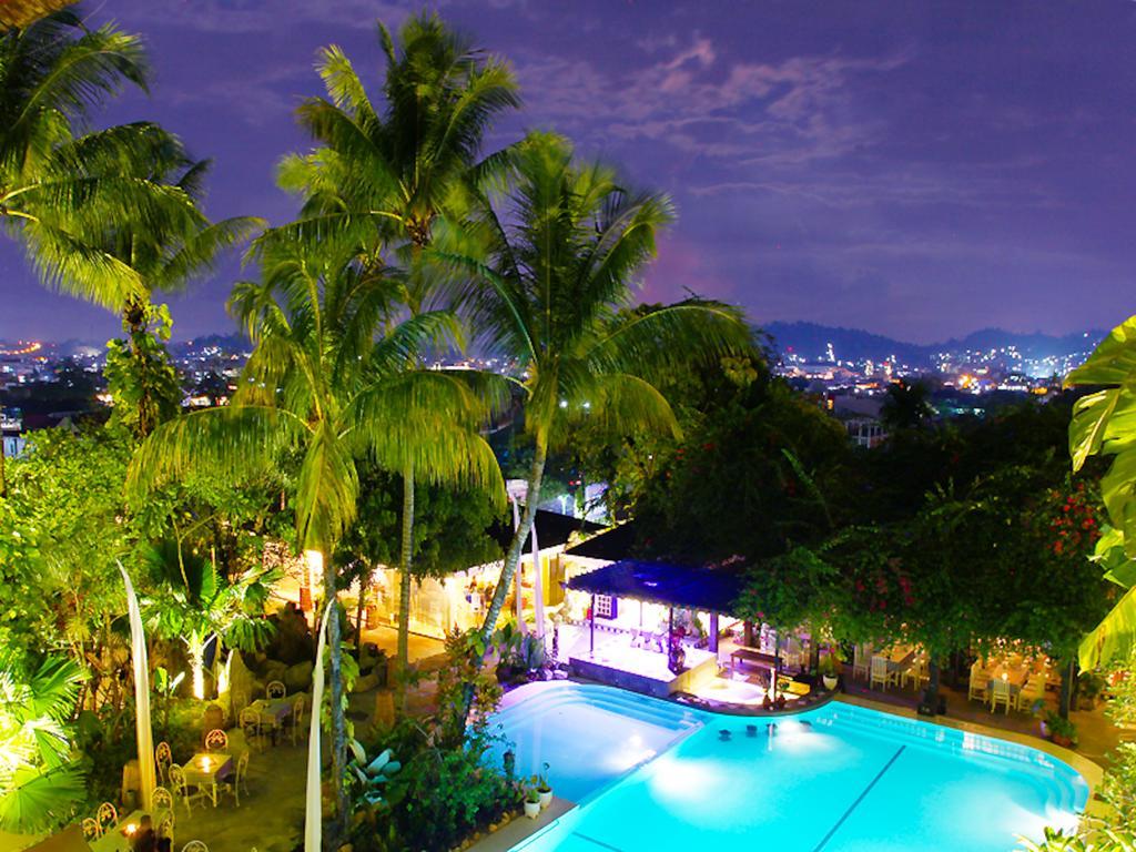 Mesra Business & Resort Hotel Samarinda Εξωτερικό φωτογραφία