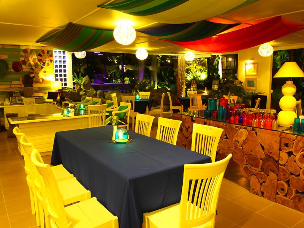 Mesra Business & Resort Hotel Samarinda Εξωτερικό φωτογραφία