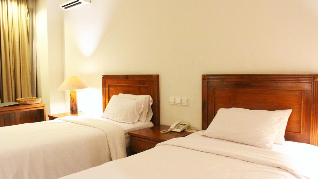 Mesra Business & Resort Hotel Samarinda Εξωτερικό φωτογραφία