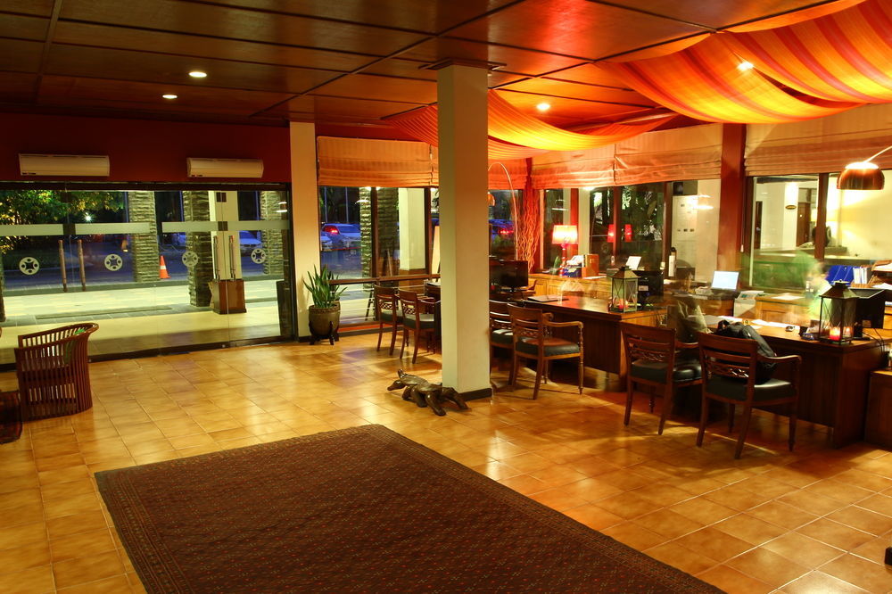 Mesra Business & Resort Hotel Samarinda Εξωτερικό φωτογραφία